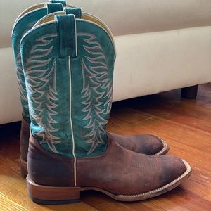 Nocona cowboy boots
